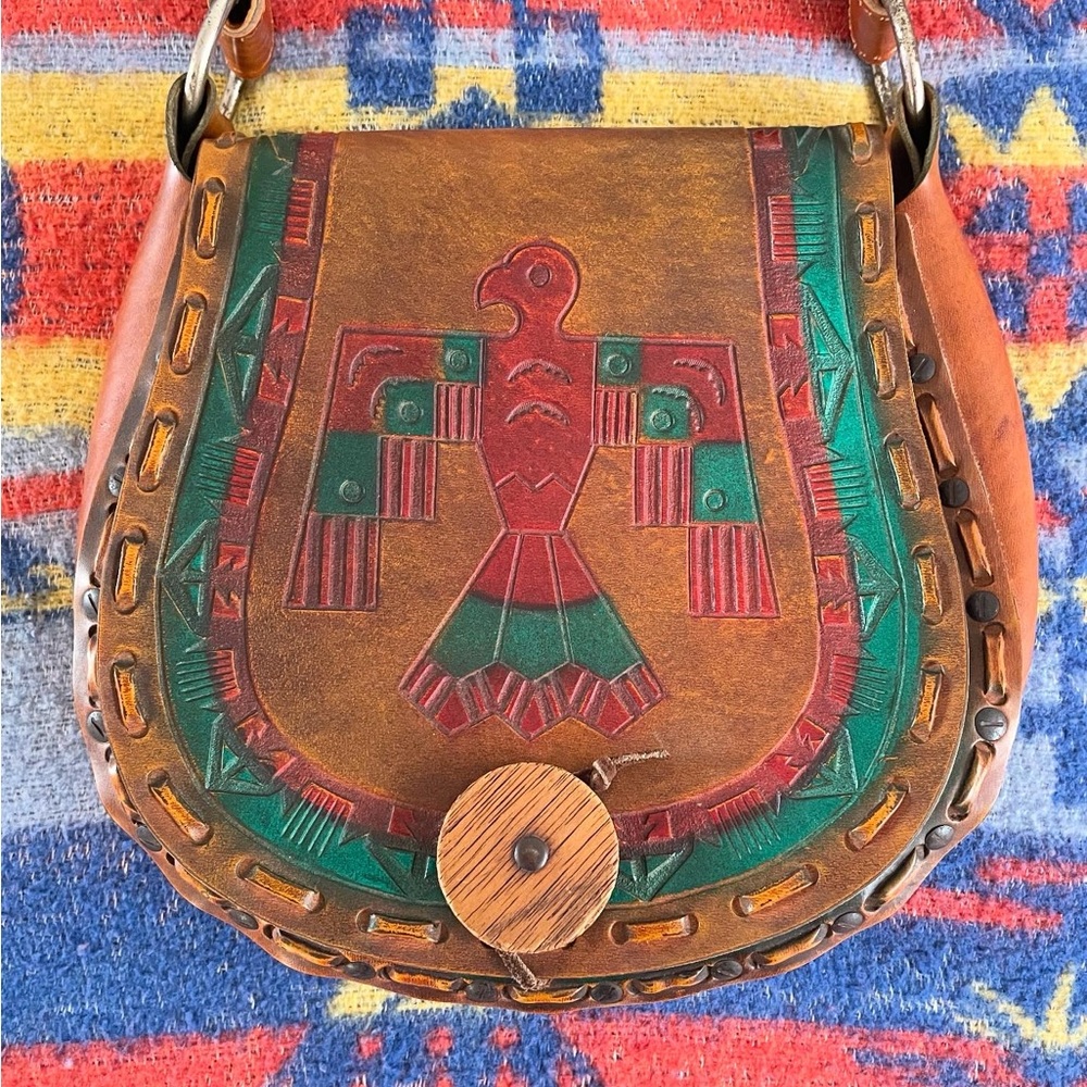 Amazing vintage thunderbird purse!